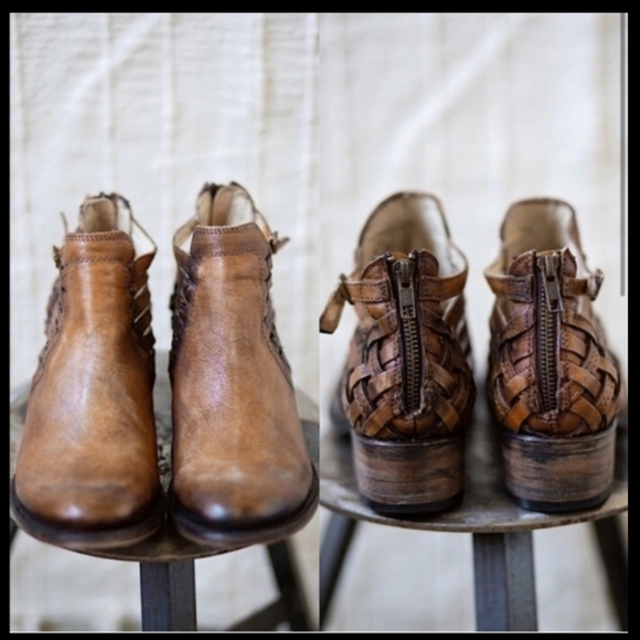 Freebird "Slate" belted booties - Picture 3 of 15